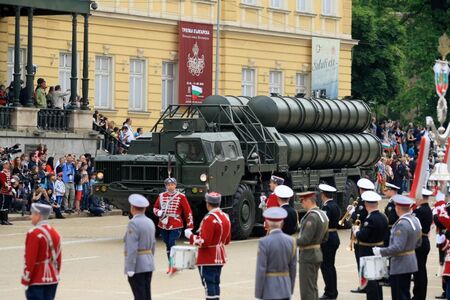 За трета поредна година София остава без военен парад за Гергьовден