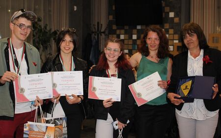 Младите цветари от Бургас отново сред победителите в Националното състезание по озеленяване