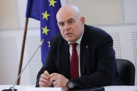 ВСС разглежда искането за предсрочното освобождаване на главния прокурор
