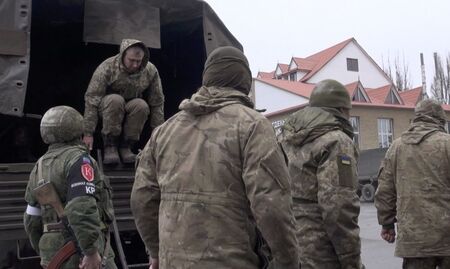 Анализатори: Путин може да покаже пленени войници на парада за 9 май