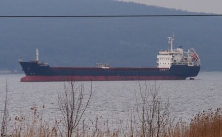 Пълно ембарго на петрола от Русия в ЕС, какво следва за България