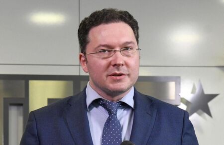 Даниел Митов: Радев е свалил доверието си от правителството