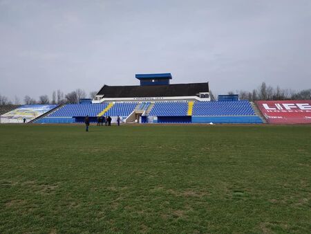 ФК „Черноморец 1919“ се изнася от стадиона си, обсъжда преместване в кв.“Долно Езерово“