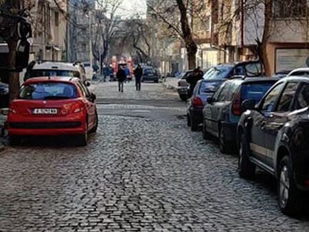 Затварят за два месеца част от ул. "Македония" в Бургас за ремонт