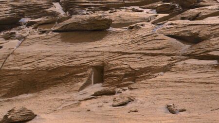 „Кюриосити“ засне… врата на Марс