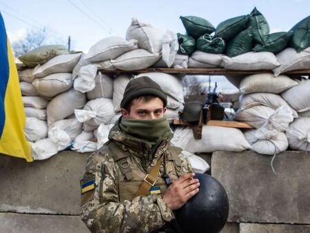 Мостовете в Северодонецк разрушени, украинска групировка обкръжена