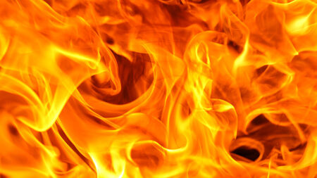 Трагедия: Мъж загина при пожар в каравана край Елхово