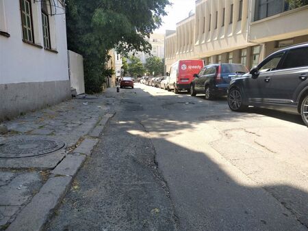 Внимание! От утре затварят за ремонт улица в центъра на Бургас