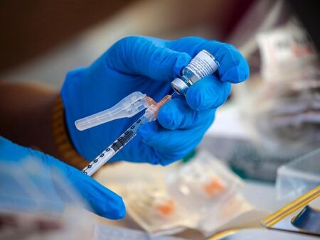 Изхвърлиха над 82,1 милиона дози ваксини в САЩ