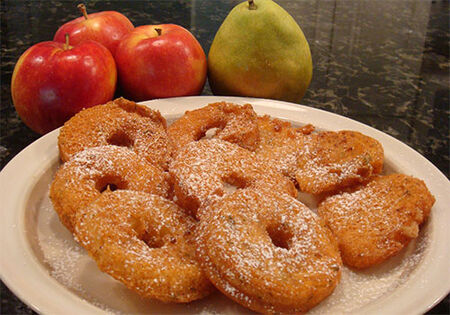 Не изхвърляйте старите ябълки - използвайте ги за вкусен десерт!
