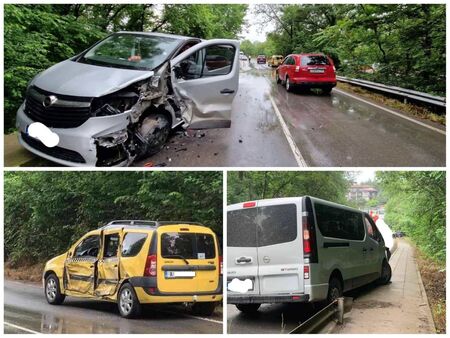 Извънредно: Бус и такси се размазаха на входа на Созопол