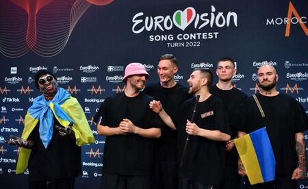 Украйна няма да бъде домакин на „Евровизия“, Великобритания може да я замести