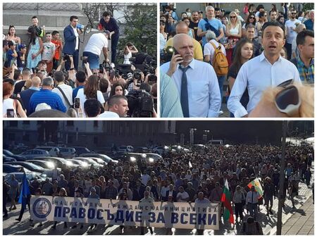 Кирил Петков, министри и депутати се включиха в 2 митинга против вота на недоверие