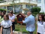 Къщичка за книги радва деца и туристи в Свети Влас