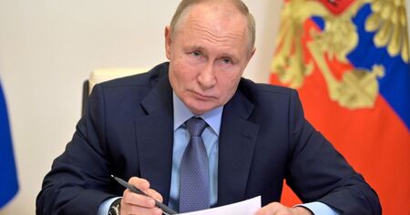 Дъно! Българи молят Путин да изпрати армията cи и да насочи ракети срещу нас