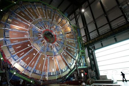 Учените от ЦЕРН откриха три нови частици