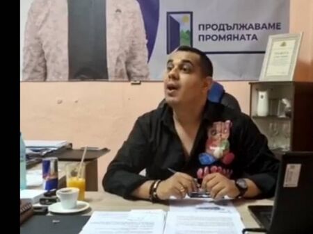 Излъганите роми искат пишман депутата от Промяната, обещаха, че няма да го бият