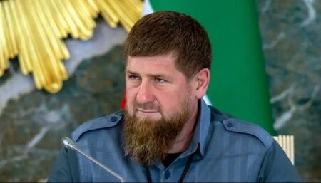 Чеченецът Кадиров плаши Украйна с ново "специално оборудване и един полк"