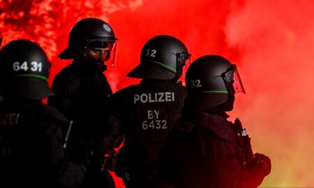 Екстремисти планират в Германия "зима на гнева“
