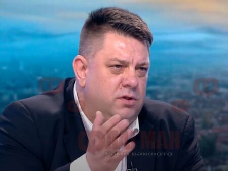 Атанас Зафиров: Зарков и Лечева се изключиха сами от сърцата ни