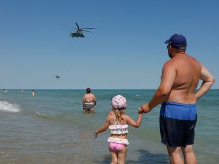 Двама загинаха след взрив на водна мина край Одеса