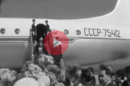 Ретро Флагман.бг: Уникално видео от посрещането на Брежнев в Бургас