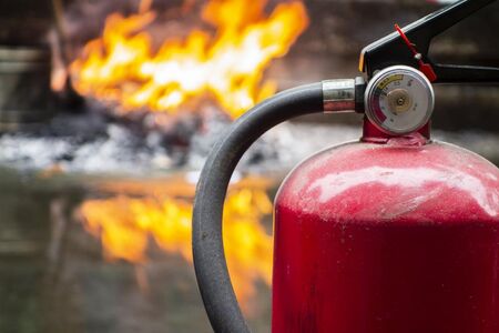 Газова бутилка се запали на тераса в Плевен, мъж е с обгаряния