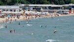 Туристи се натъкнаха на болнични отпадъци в морето край Варна