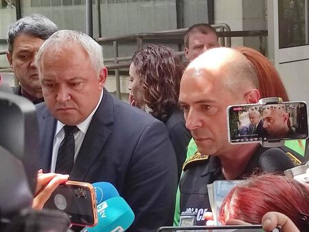 Вътрешният министър Иван Дермеджиев с подробности за трагедията в Бургас (ВИДЕО)