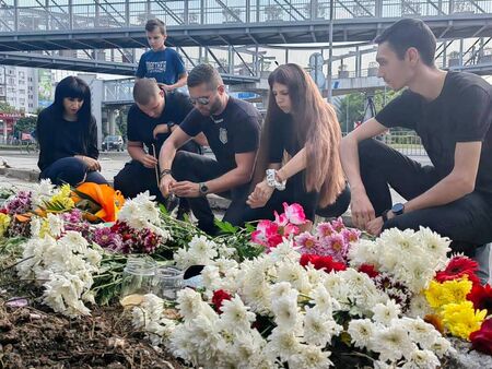 Бдение в памет на загиналите полицаи, организаторите зоват за законодателни промени