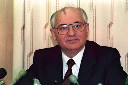Трагедията на Горбачов – несъвършен реформатор с невъзможна мисия