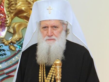 Патриарх Неофит е в болница