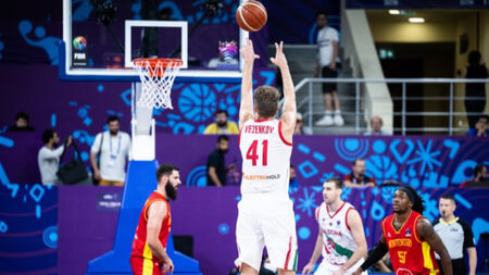 България с трета загуба на европейското по баскетбол