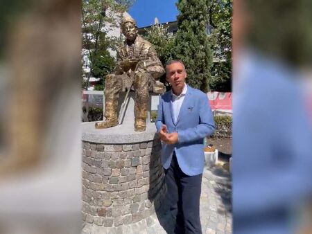Навръх Съединението: Бургас вече има паметник на най-големия дарител Ал.Г. Коджакафалията