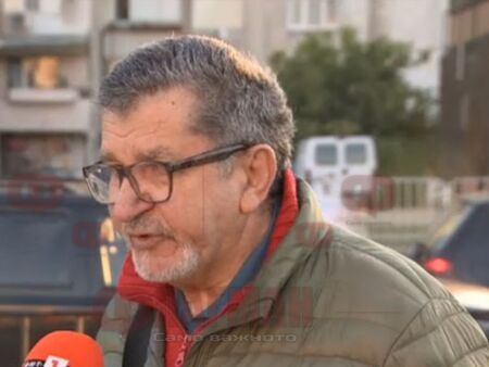 Пенсионер дарява пари за бедстващите в Карловско