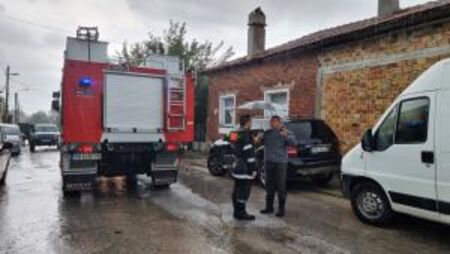 И жандармерията се включва в охраната наводнените села в Карловско