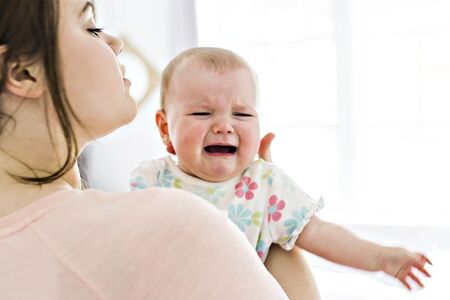 Учени установиха как най-ефикасно се успокоява плачещо бебе