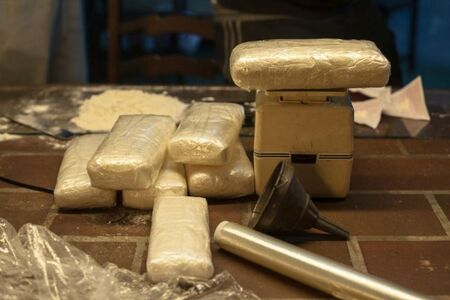 173 килограма кокаин са задържани в Гърция