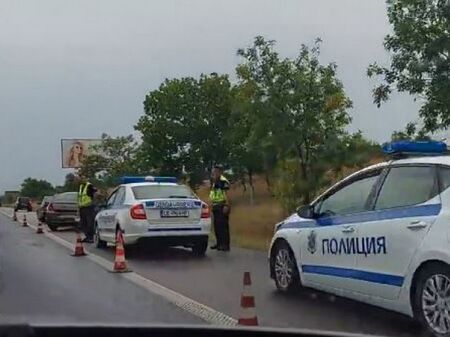 19-годишен шофьор е в болница след гонка в полицията на АМ "Тракия"