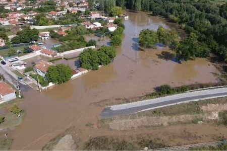 Проверяват за затлачени реки в цяла България