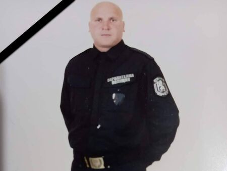 Днес се сбогуваме с Генади Троев - полицаят, който бе убит при изпълнение на служебния си дълг