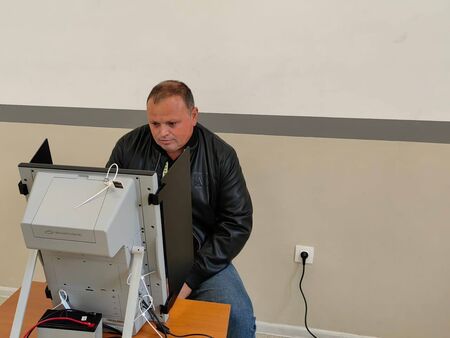 Гласувах за новото бъдеще и просперитета на България каза Кузманов
