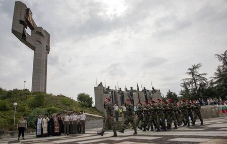 Стара Загора днес празнува 143 години от възстановяването си
