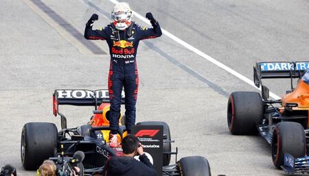 Макс Верстапен е новият стар шампион във Формула 1