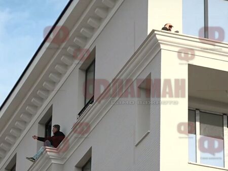 Протест на перваза: Строители заплашиха да скочат от шестия етаж заради неплатени заплати