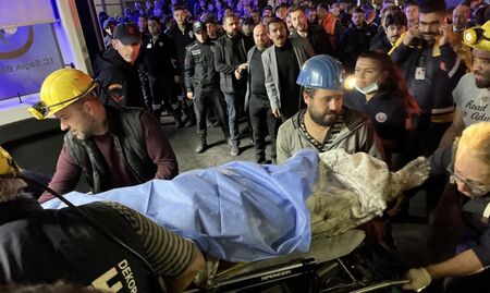 Взрив в мина в Турция, 14 души са загинали