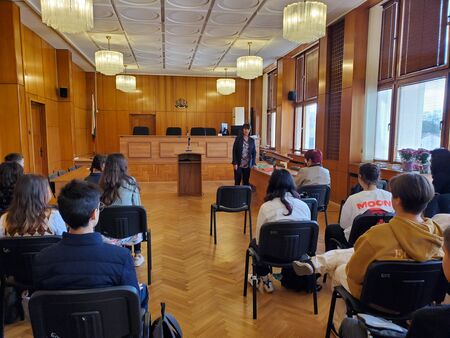 Окръжен съд – Бургас и СУ„Йордан Йовков“ подписаха споразумение за сътрудничество