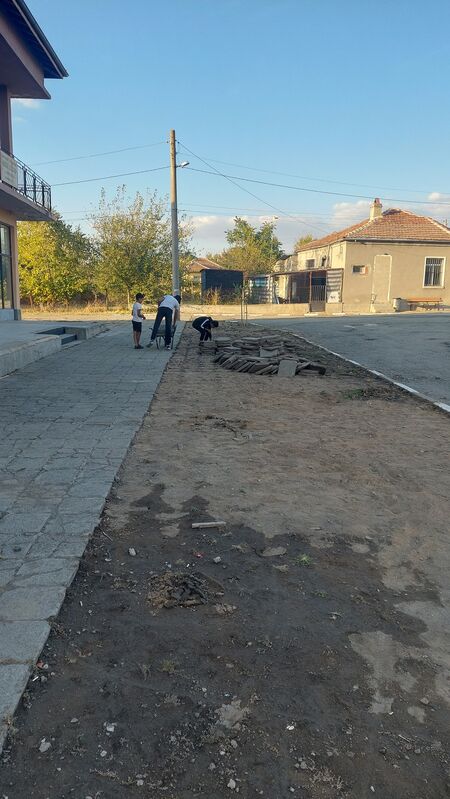 В село Светлина се готвят за голям празник