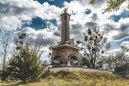 Полша разруши 4 паметника на Червената армия