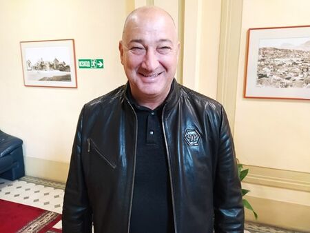 Зам.-кмет на Пловдив с кожено яке на световна марка, цените тръгват от 3000 евро